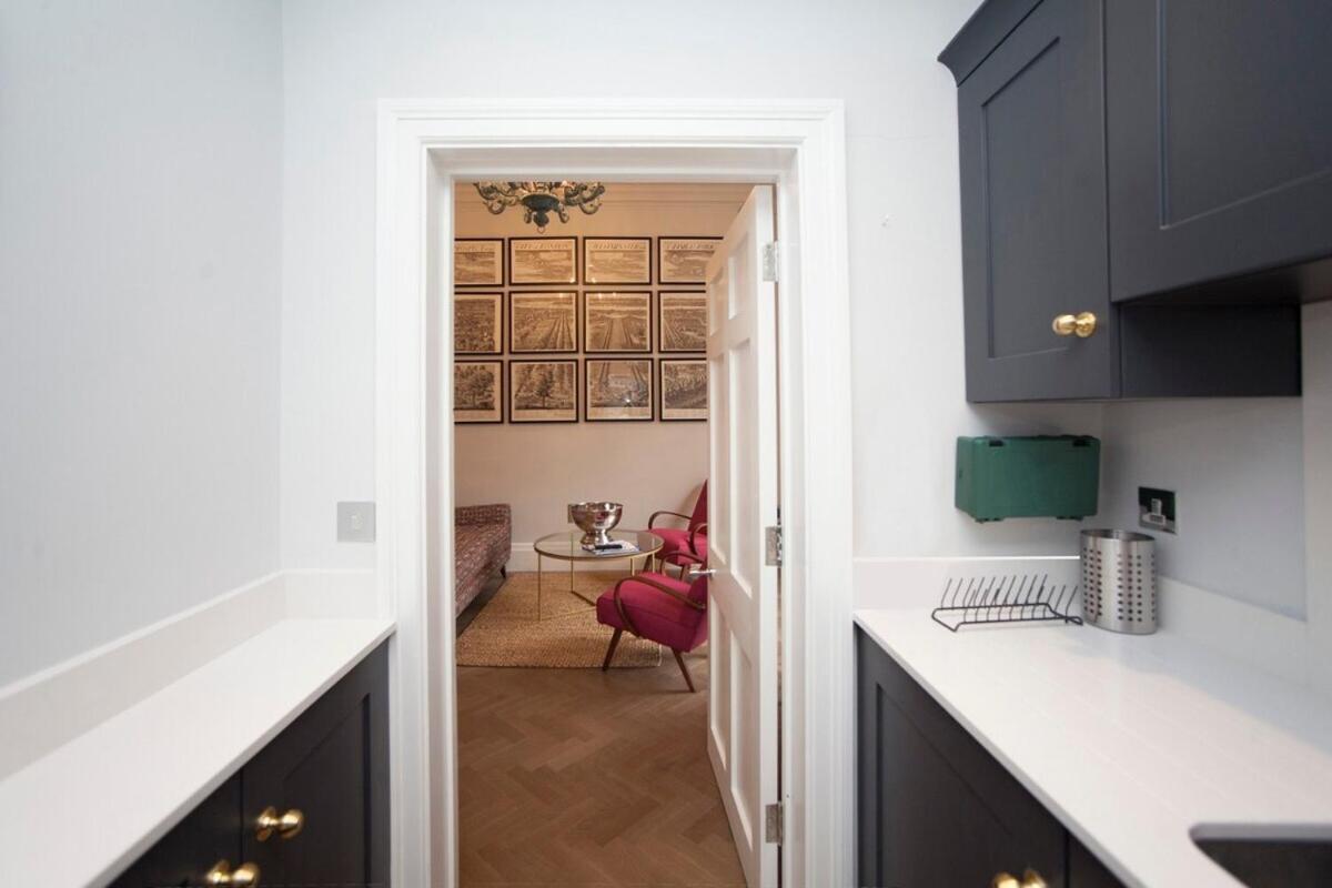 Stylish City Centre Apartment - バース エクステリア 写真