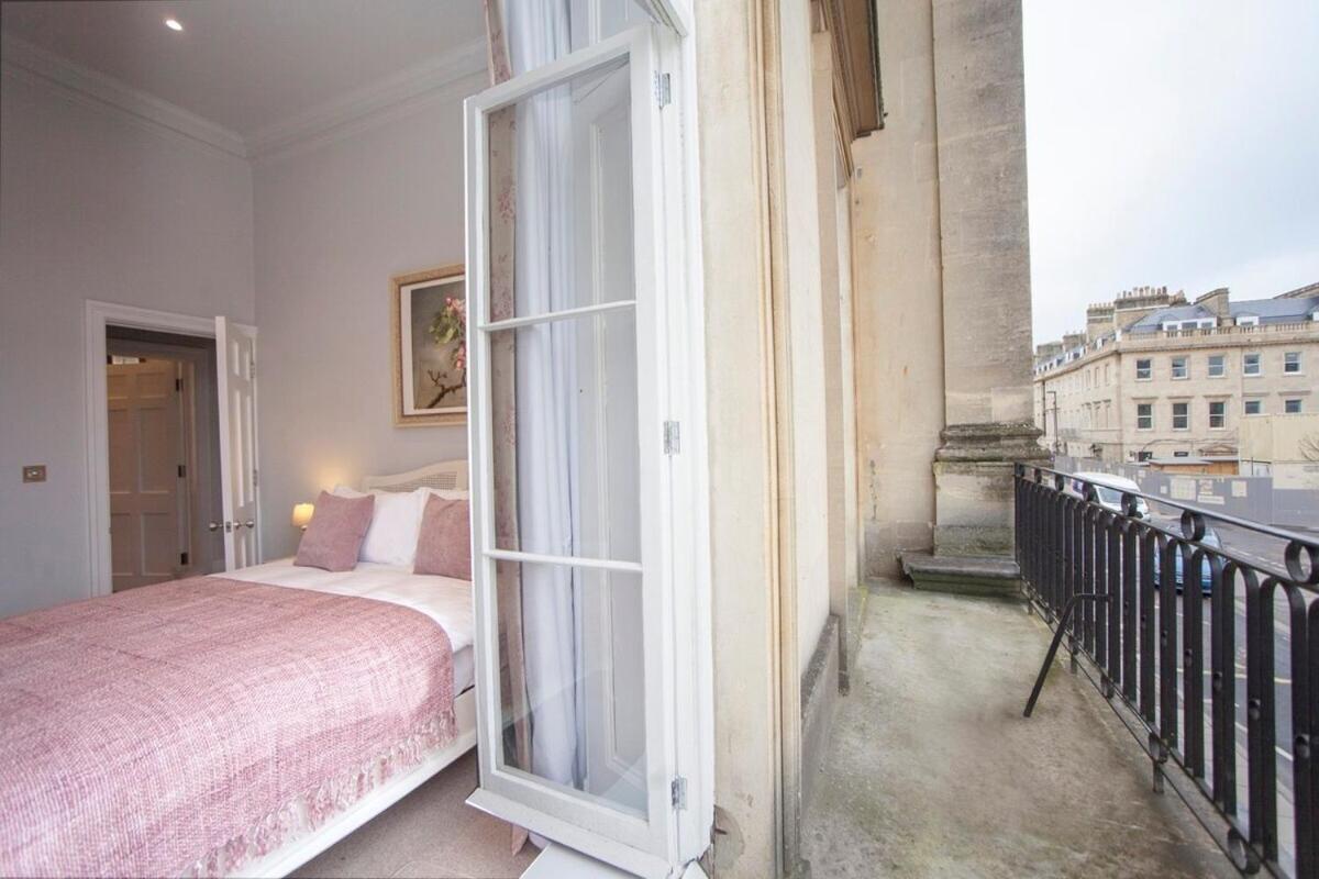 Stylish City Centre Apartment - バース エクステリア 写真